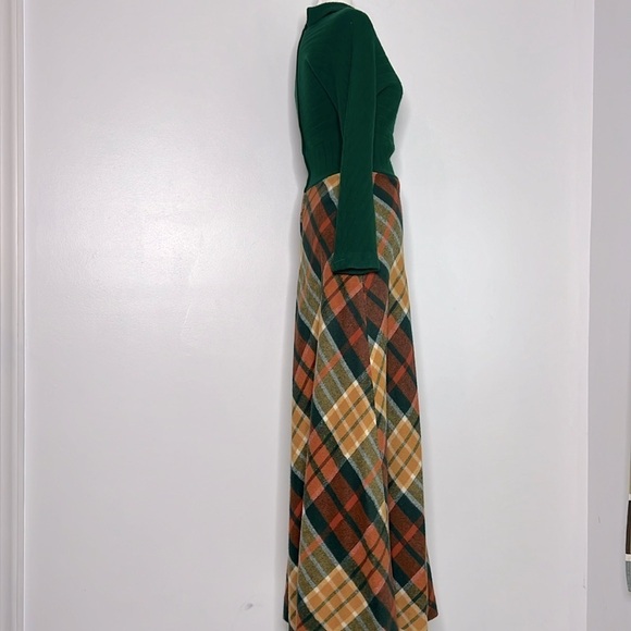 Vintage plaid and knit dress, vintage size 12 fits a small - Picture 4 of 8
